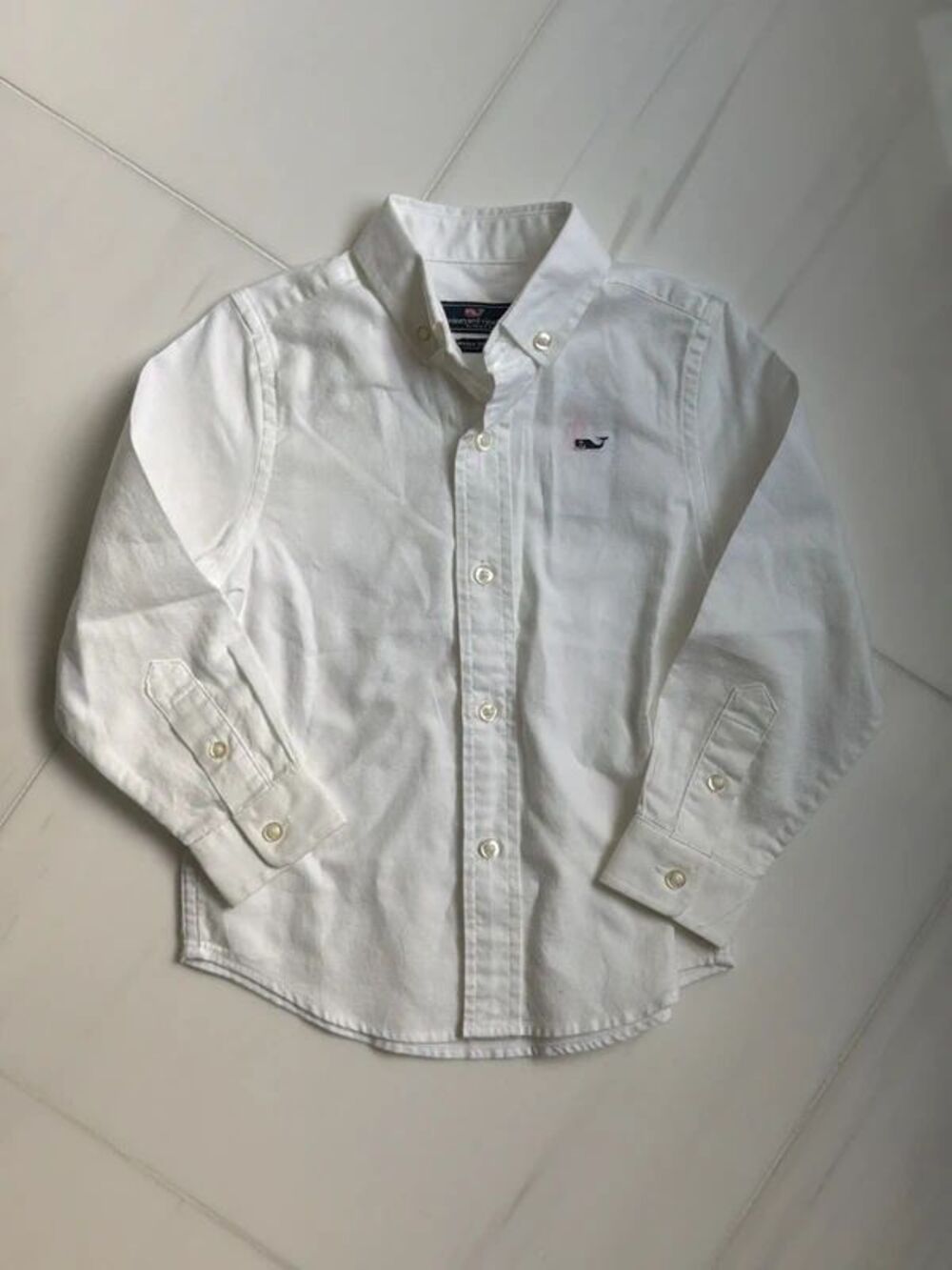 New Vineyard Vines boys woven Oxford white whale button down shirt size 3 3T